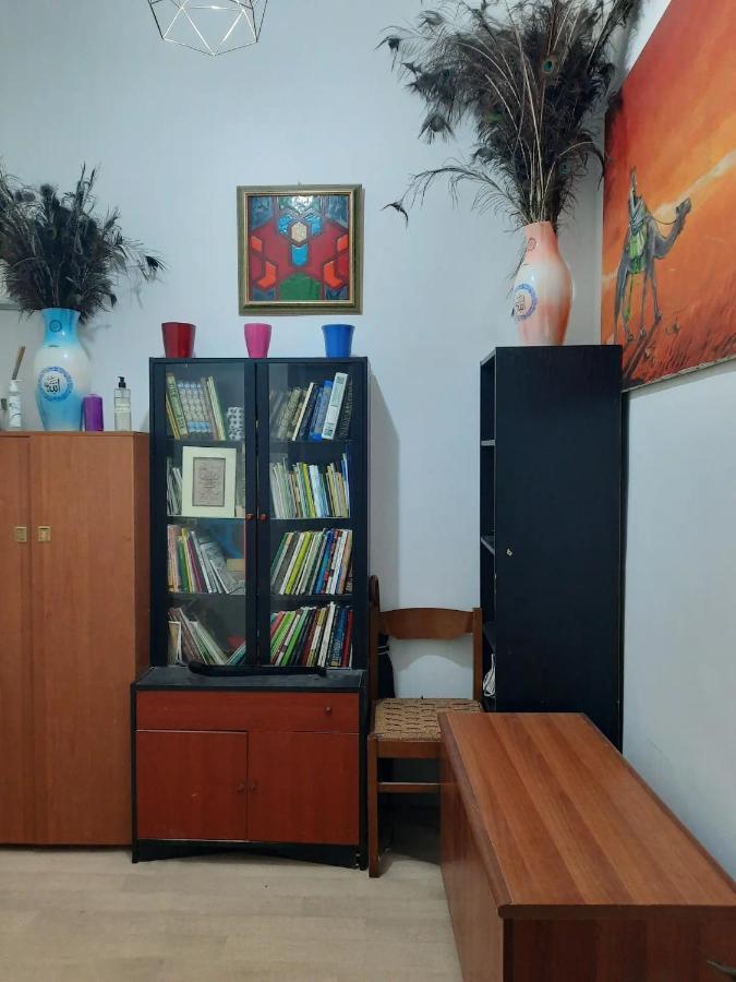Private Room In A Quiet Apartment In The City Center Milano Esterno foto